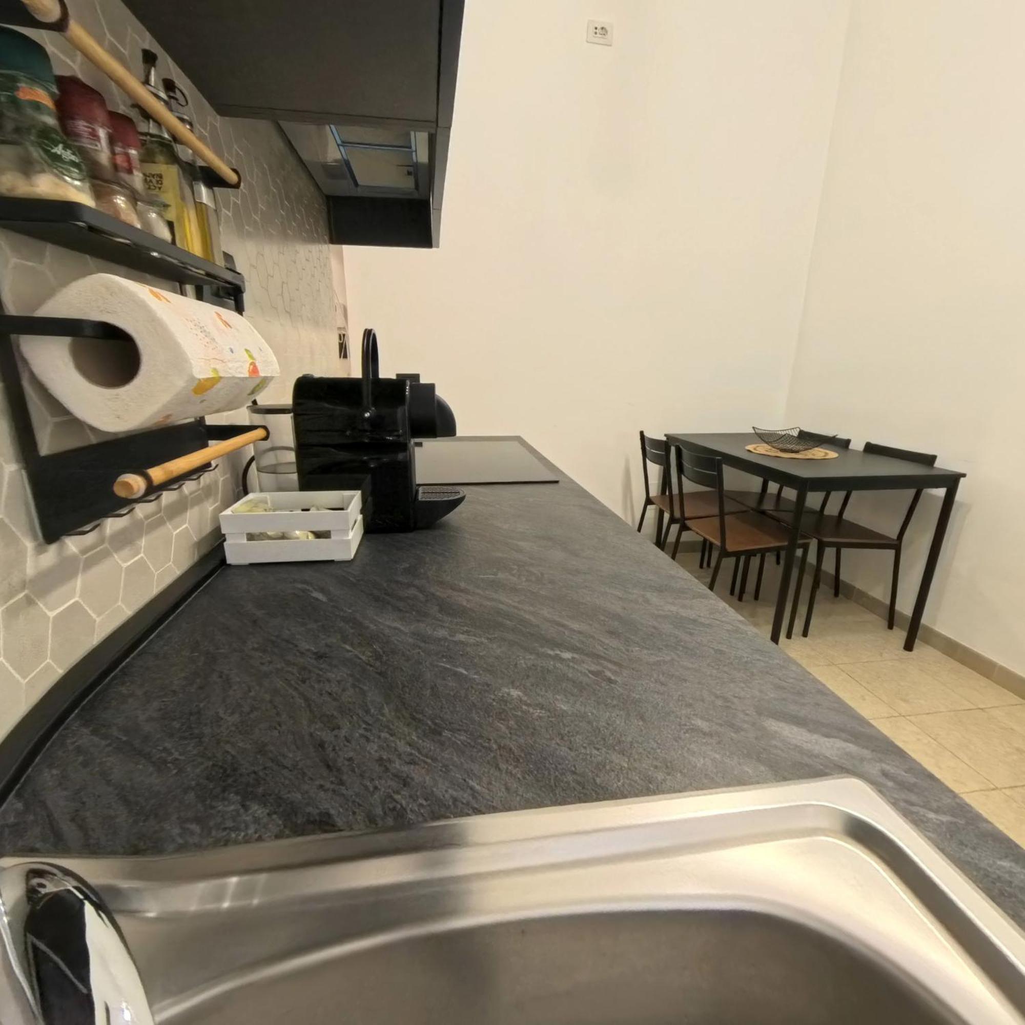 La Casetta Ai Colli - Vicino Alla Metro A Rzym Zewnętrze zdjęcie